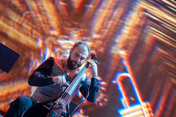 Зеленая книга и виолончель: как музыка в исполнении Артема Манукяна завоевала Оскар - Sputnik Армения