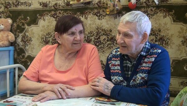 Полвека спустя: влюбленные встретились в доме престарелых - Sputnik Армения