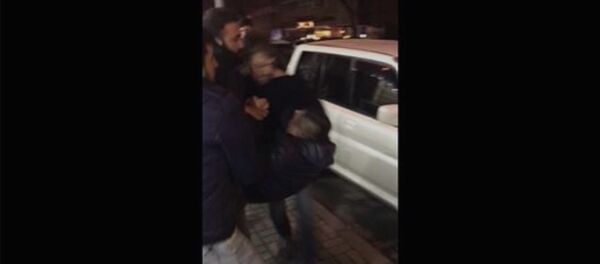 Члены движения Рестарт и Нарек Малян Члены движения Рестарт и Нарек Малян - Sputnik Армения