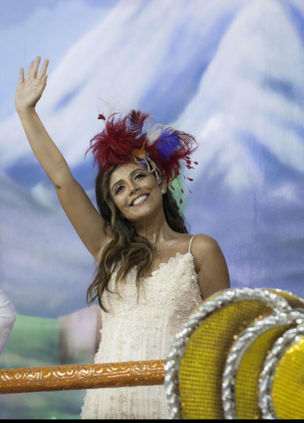 Страна, а не станция метро: бразильский карнавал стал отличной рекламой для Армении - Sputnik Армения