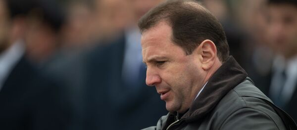 Министр обороны Давид Тоноян в пантеоне Ераблур (5 марта 2019). Еревaн - Sputnik Армения