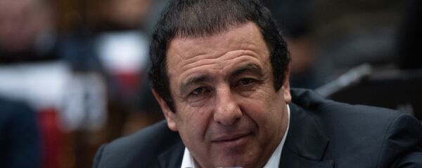 Руководитель фракции Процветающая Армения Гагик Царукян на пленарном заседании Парламента Армении (5 марта 2019). Еревaн - Sputnik Արմենիա