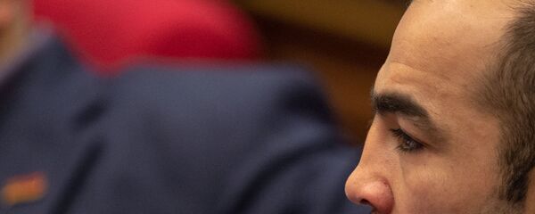 Депутат от фракции Мой шаг Арсен Джулфалакян на пленарном заседании Парламента Армении (5 марта 2019). Еревaн - Sputnik Արմենիա