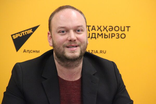 Быть Чумаковым трудно: участник шоу Один в один Хачатурян рассказал, чего стыдится Быть Чумаковым трудно: участник шоу Один в один Хачатурян рассказал, чего стыдится - Sputnik Армения