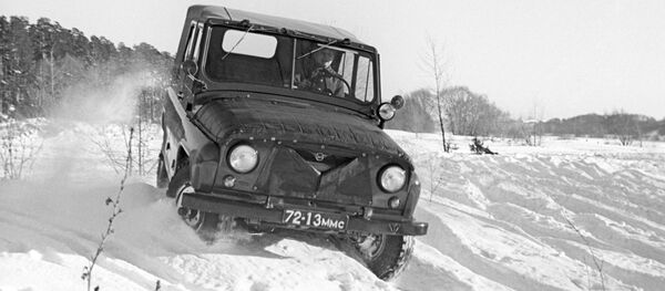 Легковой автомобиль УАЗ-469. Архивное фото - Sputnik Армения
