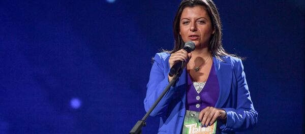 Маргарита Симоньян на сцене проекта Ты супер! Суперсезон Маргарита Симоньян на сцене проекта Ты супер! Суперсезон - Sputnik Արմենիա