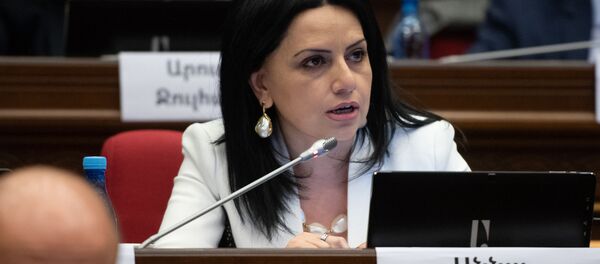 Депутат от фракции Мой Шаг Анна Карапетян на пленарном заседании Парламента Армении (5 марта 2019). Еревaн - Sputnik Արմենիա