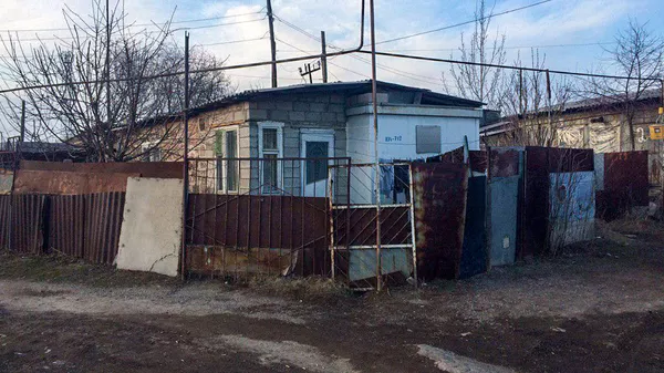 Домик-времянка Мариам Сафарян в Гюмри - Sputnik Армения