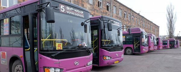 Забастовка водителей автобусов Забастовка водителей автобусов - Sputnik Արմենիա