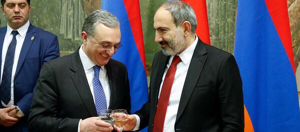 Премьер-министр Никол Пашинян принял участие на торжествах по случаю дня дипломата (7 марта 2019). Еревaн - Sputnik Армения