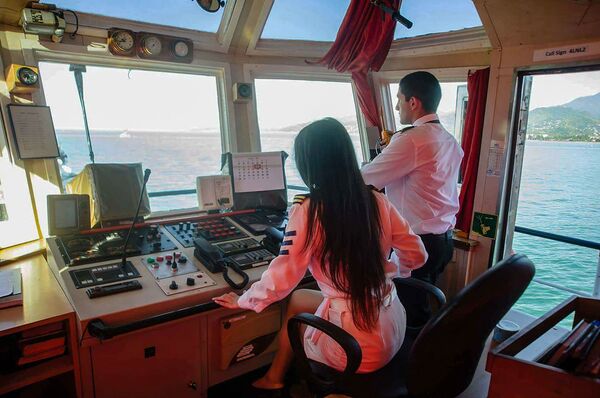 Որովհետև սիրում է ծովը. տանկերի ապագա կին նավապետը երազում է գալ Հայաստան Որովհետև սիրում է ծովը. տանկերի ապագա կին նավապետը երազում է գալ Հայաստան - Sputnik Արմենիա