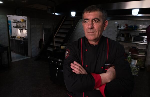 Шеф-повар Агаси Бадалян - Sputnik Армения
