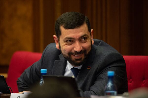 Ի հեճուկս Թուրքիայի․ ինչո՞վ են ապրում Սինջարի եզդիները և ինչու սիրեցին հայերին Ի հեճուկս Թուրքիայի․ ինչո՞վ են ապրում Սինջարի եզդիները և ինչու սիրեցին հայերին - Sputnik Արմենիա