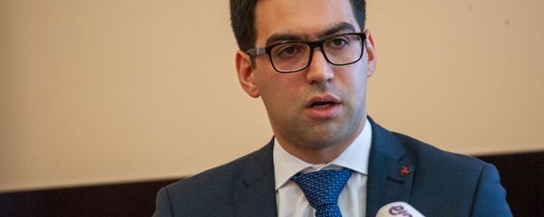 Пресс-конференция замначальника Комитета госдоходов Армении Рустама Бадасяна (11 марта 2019). Еревaн - Sputnik Արմենիա