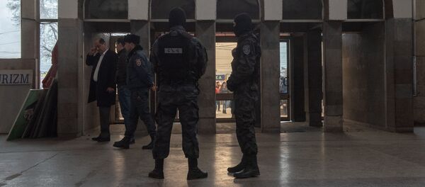Спецоперация полиции на автовокзале Киликия (11 марта 2019). Ереван - Sputnik Армения