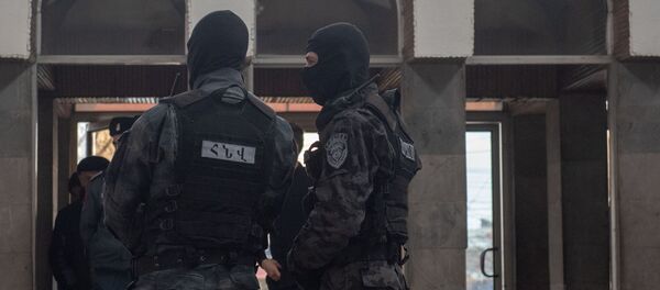 Спецоперация полиции на автовокзале Киликия (11 марта 2019). Ереван Спецоперация полиции на автовокзале Киликия (11 марта 2019). Ереван - Sputnik Արմենիա