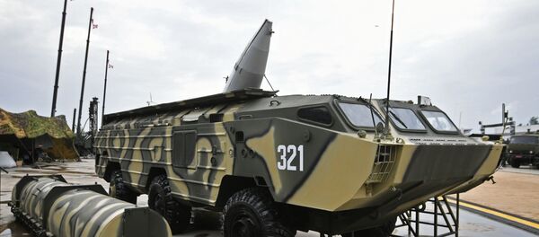 Пусковая установка ракетного комплекса Точка на международном военно-техническом форуме Армия-2017. Пусковая установка ракетного комплекса Точка на международном военно-техническом форуме Армия-2017. - Sputnik Արմենիա