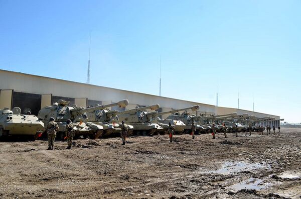 Ничего оригинального, сценарий наступления тот же: эксперт оценил учения Азербайджана Ничего оригинального, сценарий наступления тот же: эксперт оценил учения Азербайджана - Sputnik Армения