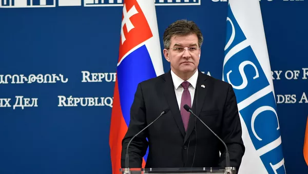 Действующий глава ОБСЕ Мирослав Лайчак на совместной пресс-конференции с министром иностранных дел Армении Зограбом Мнацаканяном (13 марта 2019). Еревaн - Sputnik Армения