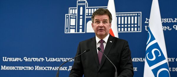 Действующий глава ОБСЕ Мирослав Лайчак на совместной пресс-конференции с министром иностранных дел Армении Зограбом Мнацаканяном (13 марта 2019). Еревaн Действующий глава ОБСЕ Мирослав Лайчак на совместной пресс-конференции с министром иностранных дел Армении Зограбом Мнацаканяном (13 марта 2019). Еревaн - Sputnik Արմենիա