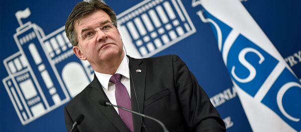 Действующий глава ОБСЕ Мирослав Лайчак на совместной пресс-конференции с министром иностранных дел Армении Зограбом Мнацаканяном (13 марта 2019). Еревaн Действующий глава ОБСЕ Мирослав Лайчак на совместной пресс-конференции с министром иностранных дел Армении Зограбом Мнацаканяном (13 марта 2019). Еревaн - Sputnik Արմենիա