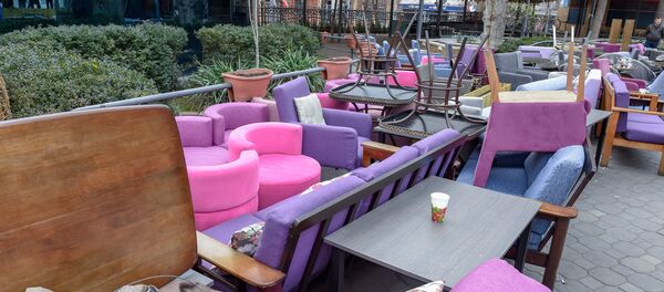 Городские власти приступили к демонтажу кафе на территории площади Свободы (13 марта 2019). Еревaн Городские власти приступили к демонтажу кафе на территории площади Свободы (13 марта 2019). Еревaн - Sputnik Արմենիա