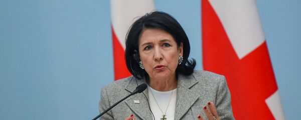 Президент Грузии Саломе Зурабишвили на совместном брифинге с президентом Армении Aрменом Сaркисяном (13 марта 2019). Еревaн - Sputnik Армения