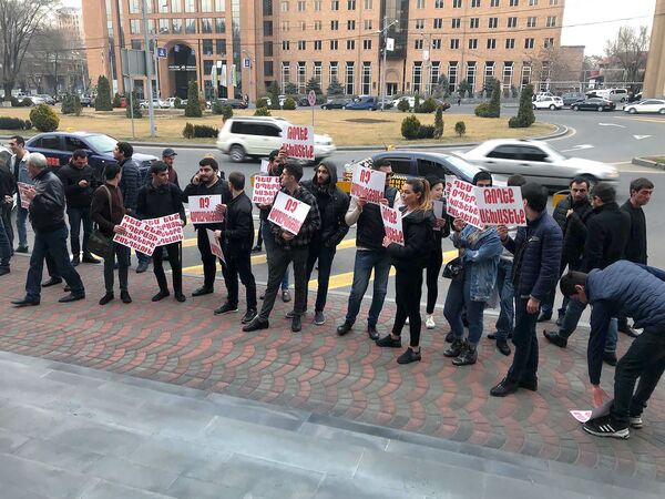 «Որտե՞ղ տեղավորվեմ». սրճարանատերերը պատրաստ են փոխզիջումների, քաղաքապետարանն անդրդվելի է - Sputnik Արմենիա