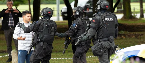 Сотрудники новозеландской полиции на месте стрельбы в мечети Масджид Аль Нур в Крайстчерче (15 марта 2019). Новая Зеландия - Sputnik Армения