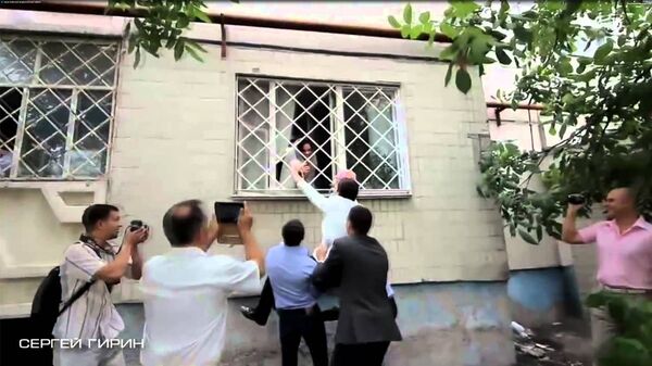 Ай да жених! Самый необычный танцевальный выкуп невесты - зажигательное видео - Sputnik Армения