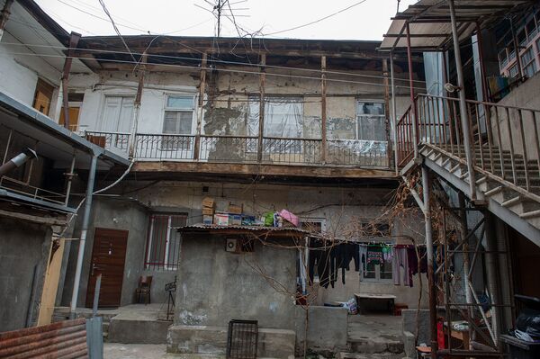 Յուրաքանչյուր տարիքում երջանկությունը մի տեսք ունի. զրույց` Ադամ Սահակյանի մոր հետ Յուրաքանչյուր տարիքում երջանկությունը մի տեսք ունի. զրույց` Ադամ Սահակյանի մոր հետ - Sputnik Արմենիա