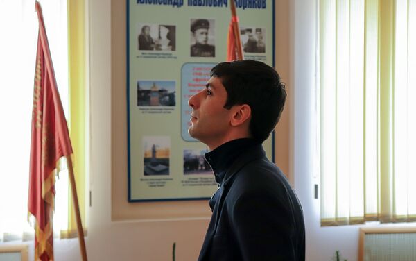 Губернатор Араратской области Гарик Саркисян во время акции Зеленая граница (15 марта 2019). Армения - Sputnik Армения