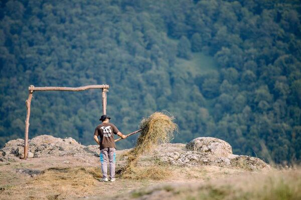 Ինչպես է սովետական հին ավտոբուսը դառնում հյուրանոց. հայաստանյան հանգստի նորաձևությունը Ինչպես է սովետական հին ավտոբուսը դառնում հյուրանոց. հայաստանյան հանգստի նորաձևությունը - Sputnik Արմենիա