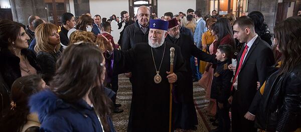 Католикос всех армян посетил Гюмри Католикос всех армян посетил Гюмри - Sputnik Արմենիա
