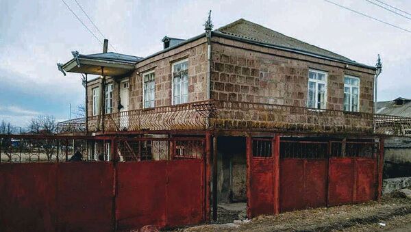 Дом в селе Мецаван, где произошло преступление - Sputnik Армения