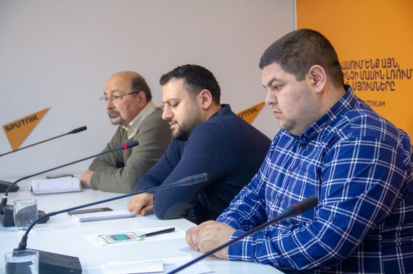Անձնական շա՞հ, թե՞ նոր քաղաքականություն. ինչու են վիճում Red Eagles–ն ու ՀՖՖ–ն - Sputnik Արմենիա