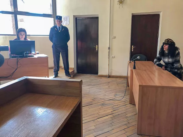 Дело жительницы Гюмри: суд отказался переводить российского военного в армянское УИУ Дело жительницы Гюмри: суд отказался переводить российского военного в армянское УИУ - Sputnik Армения