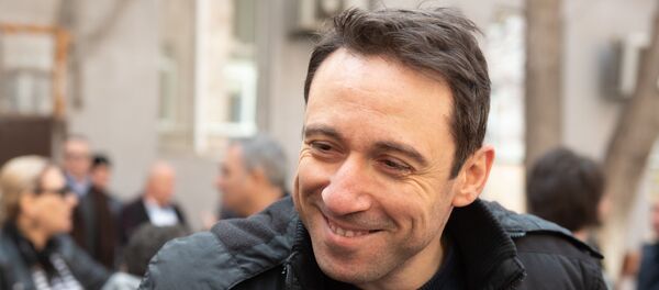 Мэр Еревана Айк Марутян на субботнике (23 марта 2019) Ереван Мэр Еревана Айк Марутян на субботнике (23 марта 2019) Ереван - Sputnik Армения