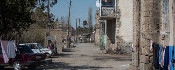 Аварийное здание в селе Ленуги, Армавир Аварийное здание в селе Ленуги, Армавир - Sputnik Արմենիա