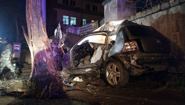 Дорожно-транспортное происшествие на улице Таманцинери (24 марта 2019). Еревaн - Sputnik Արմենիա