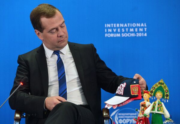 Ռուսաստանի վարչապետ Դմիտրի Մեդվեդևը «Արտադրված է Ռուսաստանում. կորպորատիվ ապրանքանիշներից դեպի երկրի վարկանիշ» քննարկման ժամանակ։ 2014 թվականի սեպտեմբերի 20, Սոչի - Sputnik Արմենիա