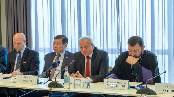 Чрезвычайный и Полномочный посол РФ в РА Сергей Копыркин на конференции Духовные ценности и современное государство (25 марта 2019). Еревaн