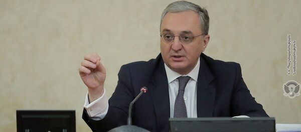 Министр иностранных дел Зограб Мнацаканян во время оперативных сборов командного состава ВС Армении (25 марта 2019). Еревaн Министр иностранных дел Зограб Мнацаканян во время оперативных сборов командного состава ВС Армении (25 марта 2019). Еревaн - Sputnik Армения