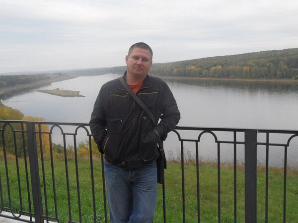 Надо себя вытаскивать из ада: как живут родные жертв пожара в Зимней вишне спустя год - Sputnik Армения