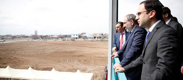 Премьер-министр Никол Пашинян принял участие на торжественном открытии молочного завода компании Спайка (26 марта 2019). Еревaн Премьер-министр Никол Пашинян принял участие на торжественном открытии молочного завода компании Спайка (26 марта 2019). Еревaн - Sputnik Արմենիա