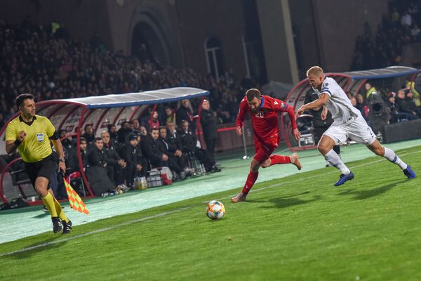 Մեր հավաքականը կրեց երկրորդ պարտությունը Եվրո-2020-ի ընտրական մրցաշարում. լուսանկարներ Մեր հավաքականը կրեց երկրորդ պարտությունը Եվրո-2020-ի ընտրական մրցաշարում. լուսանկարներ - Sputnik Արմենիա