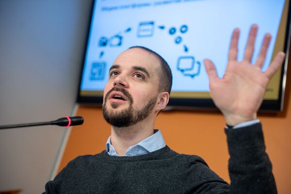 Խաղի նոր կանոններ. ինչպե՞ս գոյատևի ԶԼՄ–ն ֆեյքերի դարաշրջանում Խաղի նոր կանոններ. ինչպե՞ս գոյատևի ԶԼՄ–ն ֆեյքերի դարաշրջանում - Sputnik Արմենիա