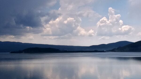 Облака над озером Севан - Sputnik Армения