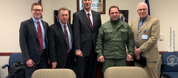 Глава минобороны Армении Давид Тоноян обсудил с руководством УКГВ ООН миссию в Сирии (27 марта 2019). Глава минобороны Армении Давид Тоноян обсудил с руководством УКГВ ООН миссию в Сирии (27 марта 2019). - Sputnik Արմենիա