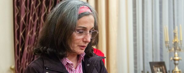 И.о. министра культуры Назени Гарибян на встрече с артистами Нац.академического театра оперы и балета им. Спандиаряна (29 марта 2019). Еревaн - Sputnik Արմենիա